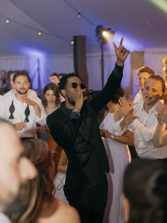 We’re delighted to have another amazing feature on Smashing the Glass! ✨

This wedding really did tick all the boxes and it was such a joy to be part of the celebration for two of the loveliest people, Amy & Sammy 💜

Their day was filled with so much love, joy and beautiful moments — we’re thrilled to see it featured!

Music was incredibly important to us, and this was Sammy’s remit. There are so many amazing wedding bands out there, but after coming across a ‘Sean Paul Remix’ by Ambassador on TikTok, we instantly knew they were the ones for us. They were so cool, had incredible voices, and their repertoire was unlike a typical wedding playlist, which really helped create the atmosphere and keep everyone on the dance floor.

Some of our favourite moments were the Garage Remix and, of course, the Sean Paul set – both were highlights and had the whole room dancing.

Geoff and the band were amazing throughout the entire process. They went above and beyond, helping us with everything from production and staging to lighting, and nothing was ever too much trouble. We did give Geoff a little last minute stress when we changed our first dance song just four days before the wedding…but we’re so glad we did!

To read the full feature and see more from this amazing wedding, head over to @smashingtheglass 💫

👰🏻 @amyvhuberman
🤵🏻 @sammyhuberman
📷 📹 @storiesfromeros
🎶 @ambassadorband1 
📍 @langleyparkcotswolds
📋 @nikki.k.on.your.day
👗 @millanova found at @mirrormirrorbridalcouture
💐 @flowersbyalina
💇‍♀️ @katya.valentinahair
💄 @frankienealmakeup
 
#jewishweddingband #showband #cotswoldswedding #luxuryweddingentertainment #langleyparkcotswolds